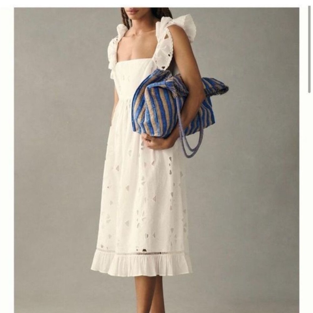 White xs dress from Anthropologie